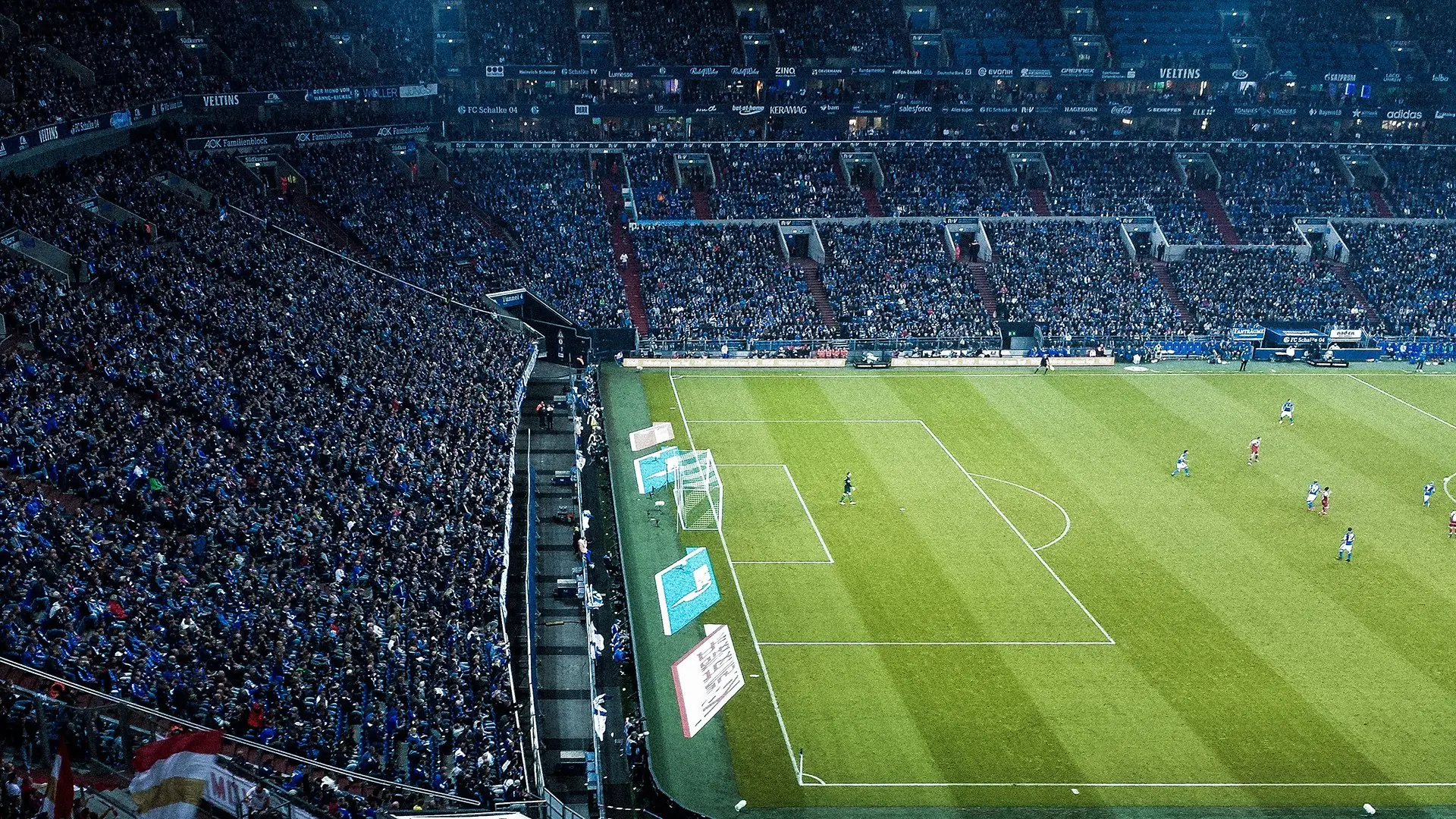 《FIFA》虚拟世界杯；线上线下同步狂欢！，fifa足球世界阵容模拟玩脱了